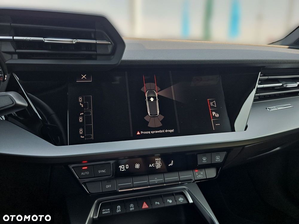 Audi A3 Sportback 35 TFSI mHEV S tronic - 22