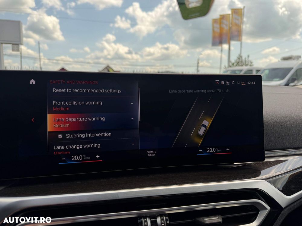 BMW Seria 3 320d xDrive AT MHEV - 17