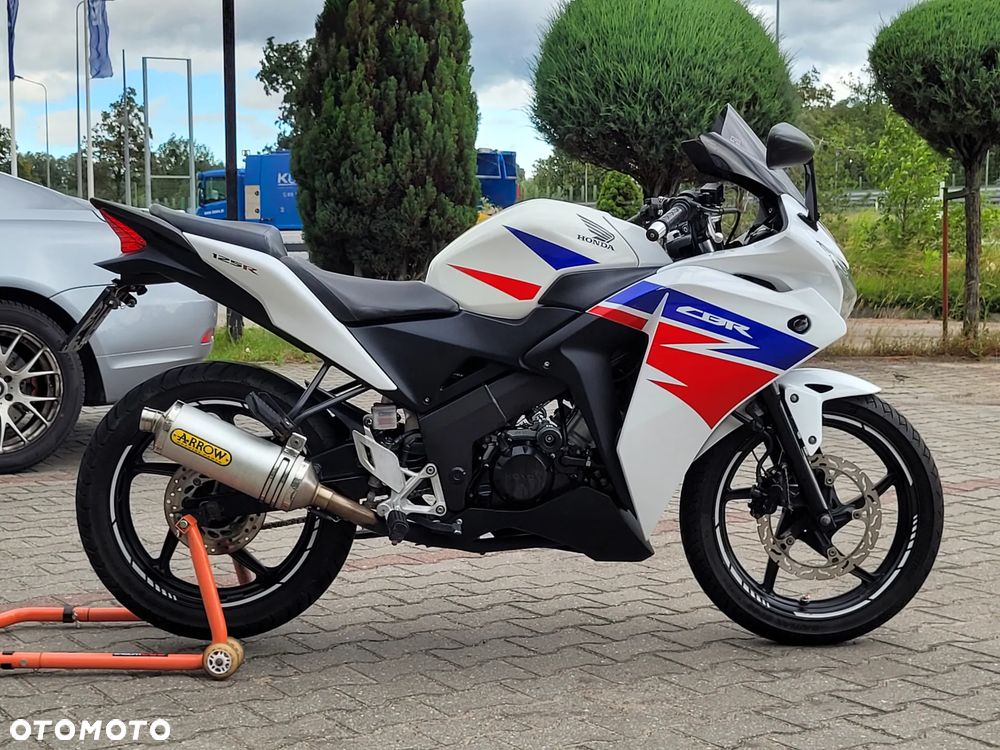 Honda CBR - 3