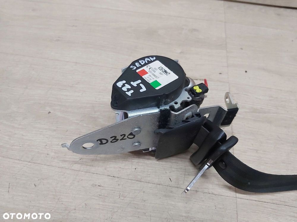 Toyota Avensis T27 LIFT T29 14-18 rok pas bezpieczeństwa lewy tył SDEDAN - 1