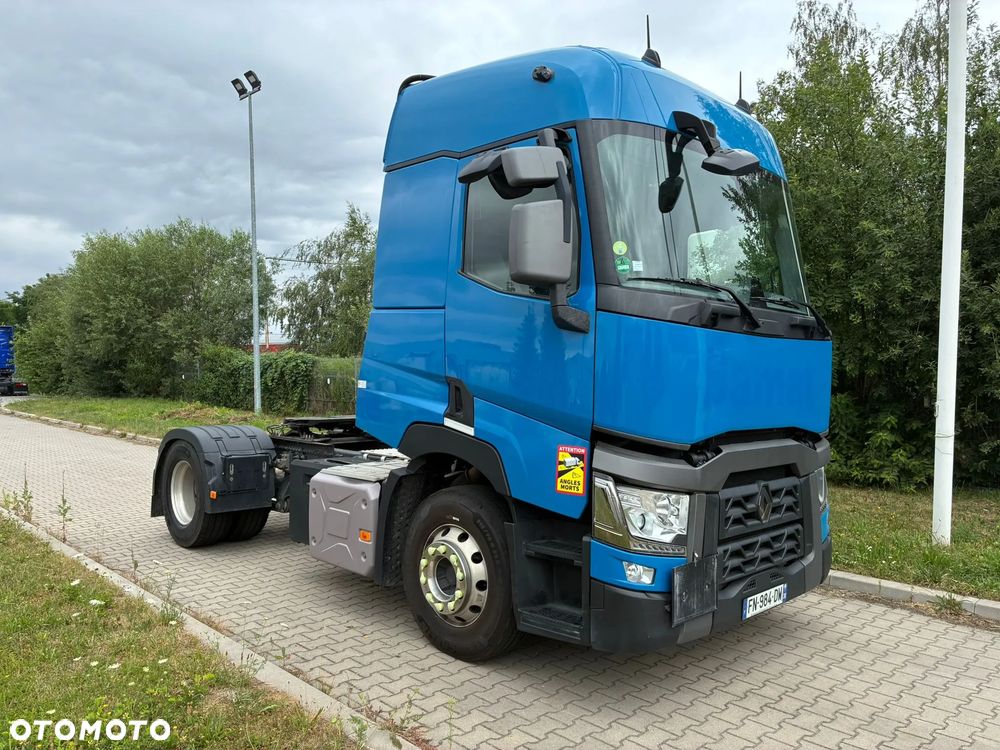 Renault T440 Sleeper Cab ADR - 1