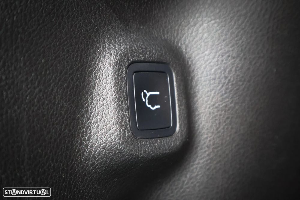 Jeep Compass 1.5 TG e-Hybrid Upland DCT - 38