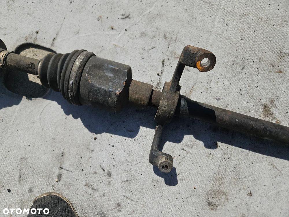 Półoś prawa przód Chevrolet Nubira Lacetti 2,0 TDCI  89kW 121KM 2008r 5-bieg manual kombi - 3