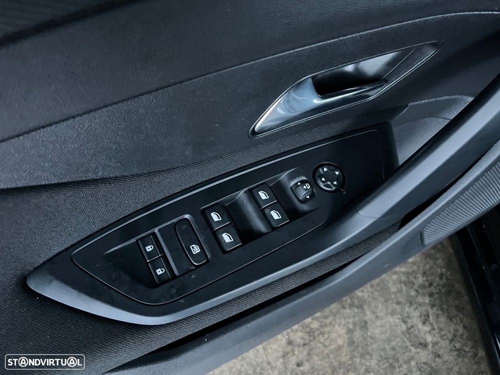 Peugeot 308 1.2 PureTech Active Pack - 13