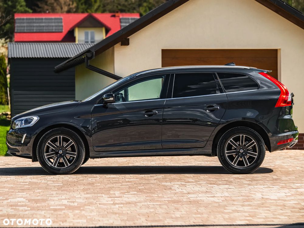 Volvo XC 60 D4 Momentum - 10