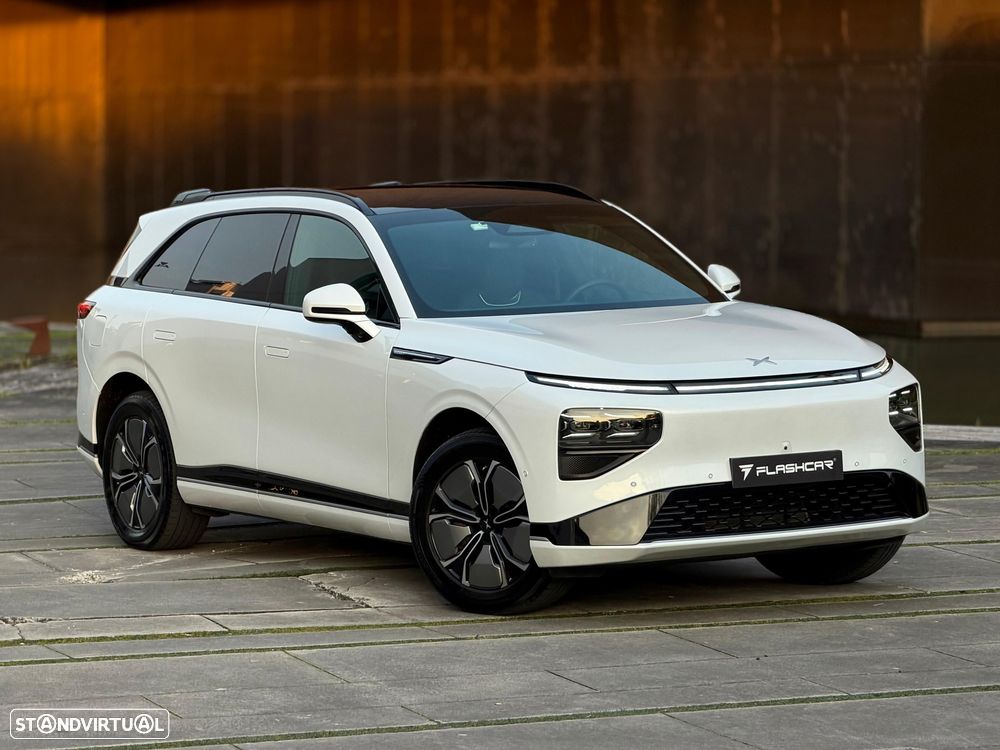 Xpeng G9 98 kWh Long Range - 1