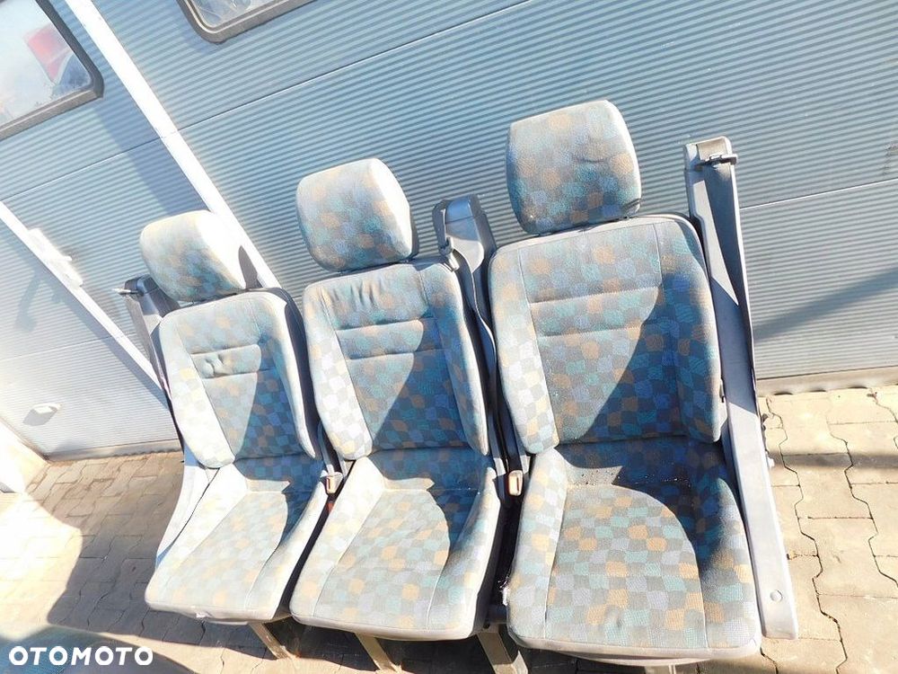 MERCEDES VITO I W638 2001r FOTELE SIEDZENIA KANAPA 3 RZĄD - 3
