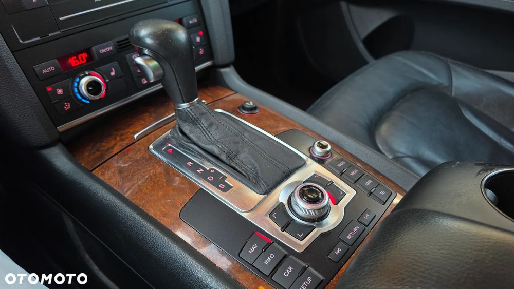 Audi Q7 3.0 TDI DPF Quattro Tiptronic - 31