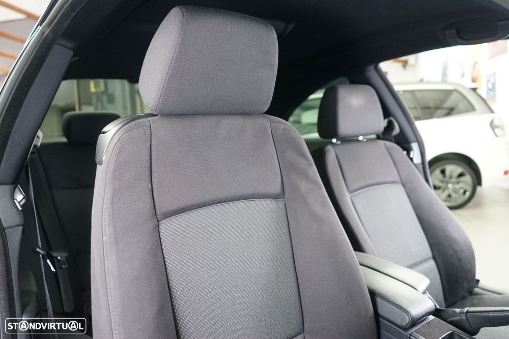 BMW 320 d Coupe Auto - 39