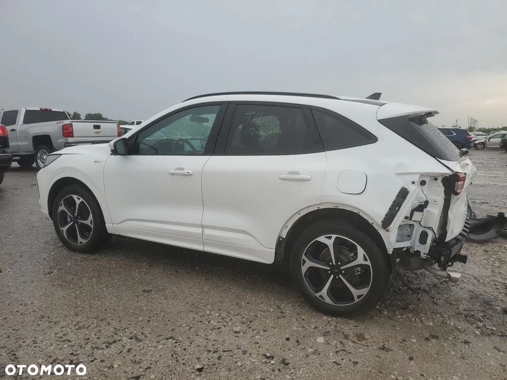 Ford Kuga - 5