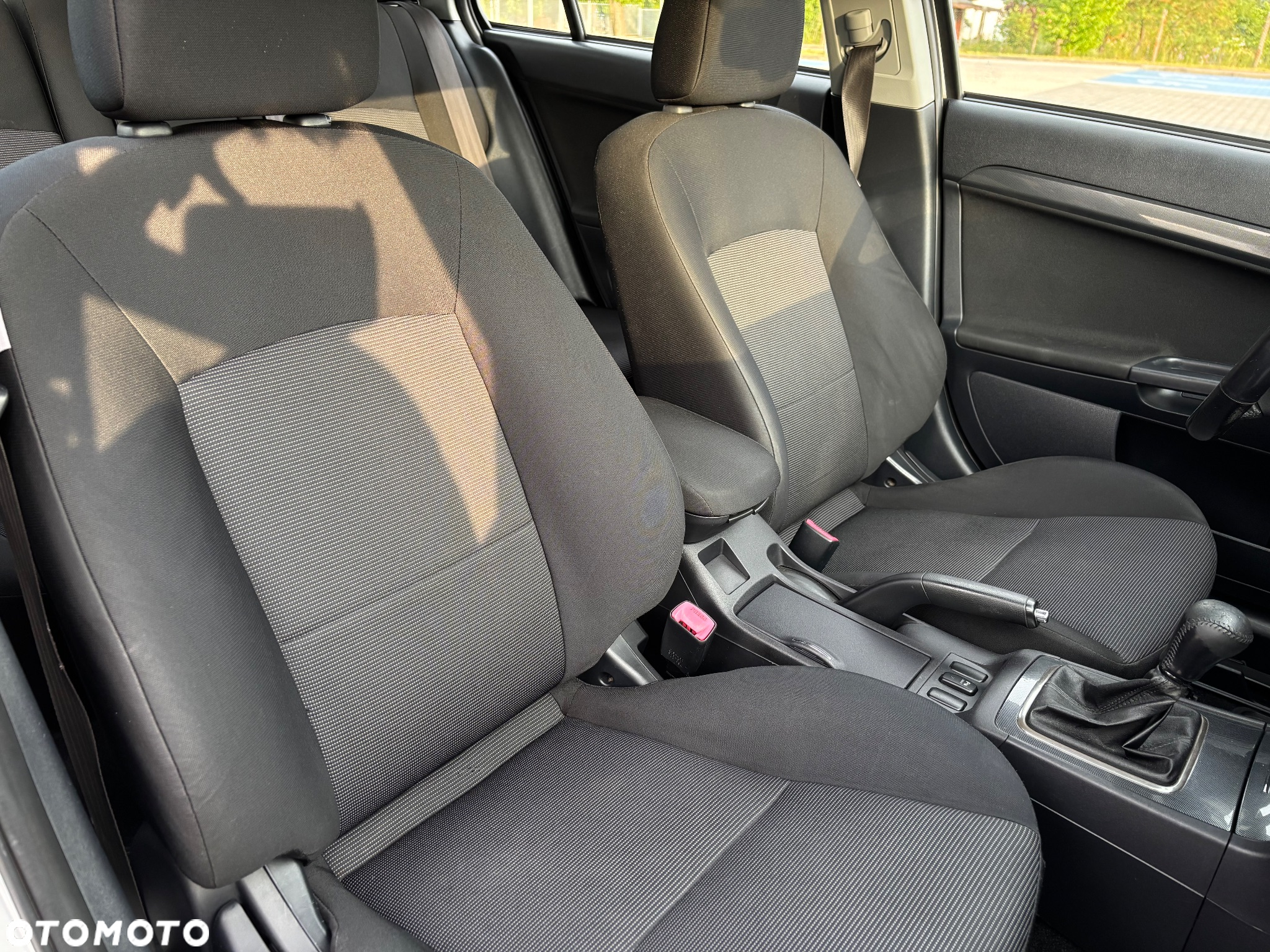 Mitsubishi Lancer 1.8 Invite - 21
