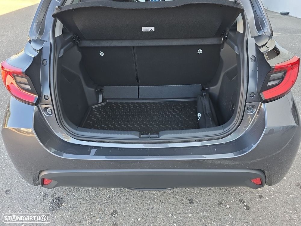Toyota Yaris - 24