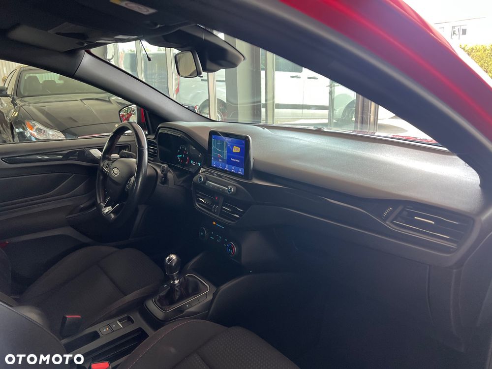 Ford Focus 1.5 EcoBoost ST-Line - 37