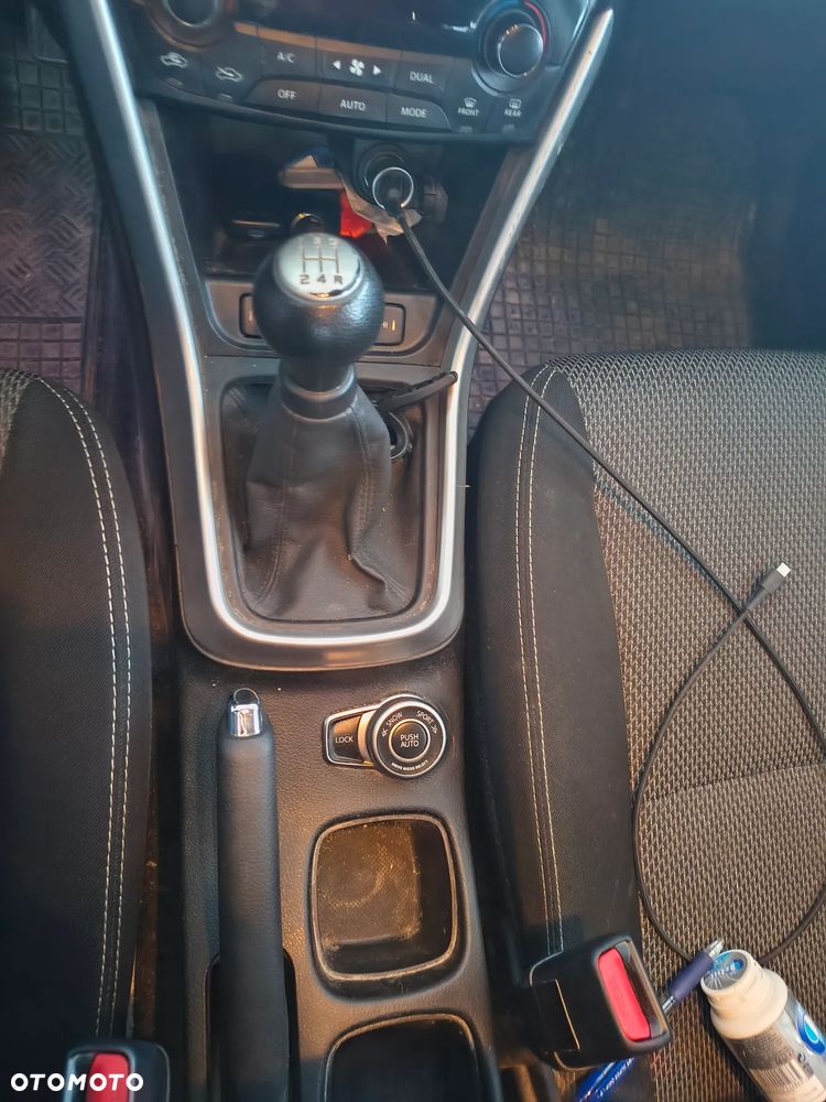 Suzuki SX4 S-Cross 1.6 Premium 4WD - 12