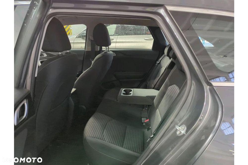 Kia Ceed 1.5 T-GDI M - 8