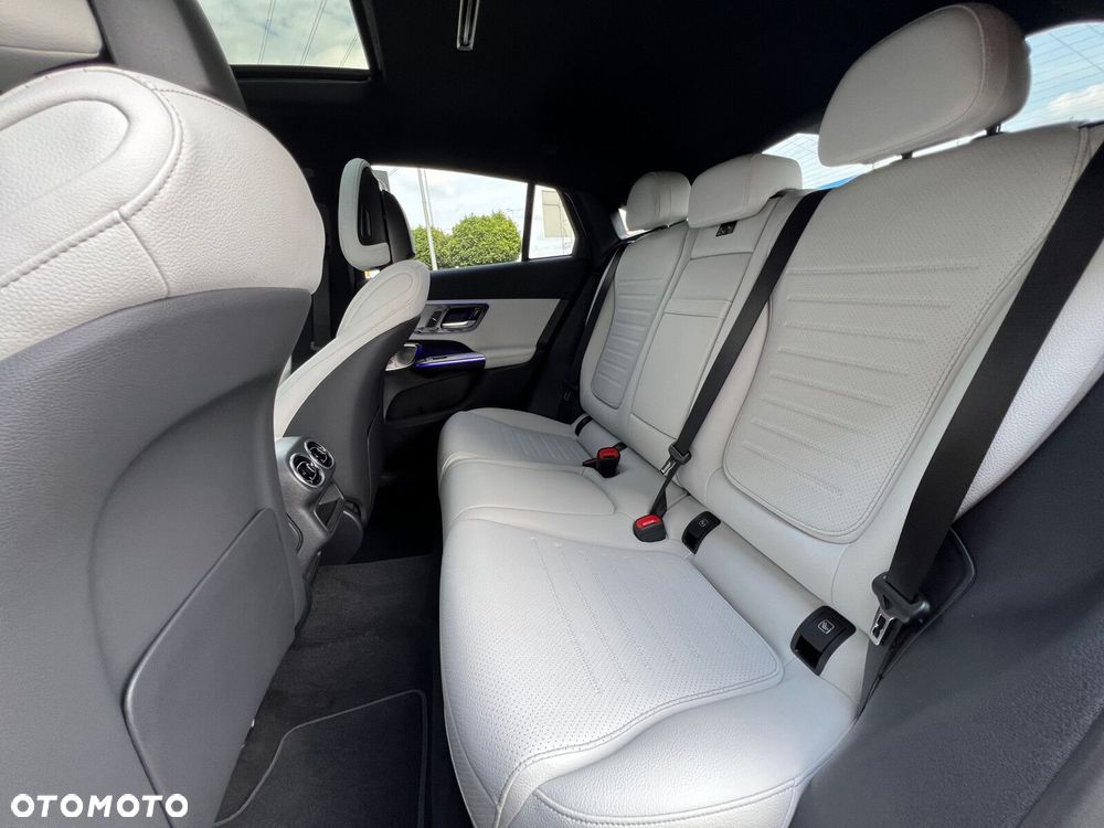 Mercedes-Benz GLC 220 d mHEV 4-Matic AMG Line - 11