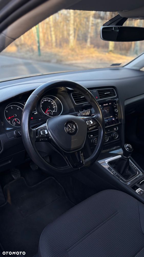 Volkswagen Golf 1.6 TDI BMT Highline - 9