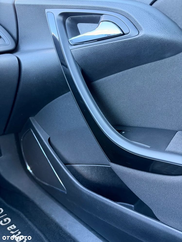 Opel Astra 1.4 T Enjoy - 12