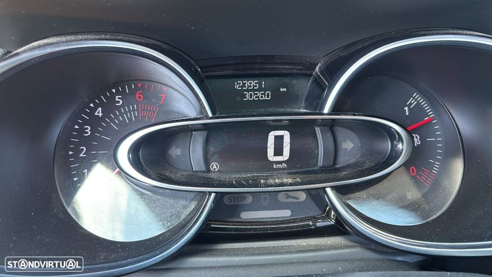 Renault Clio Sport Tourer - 3