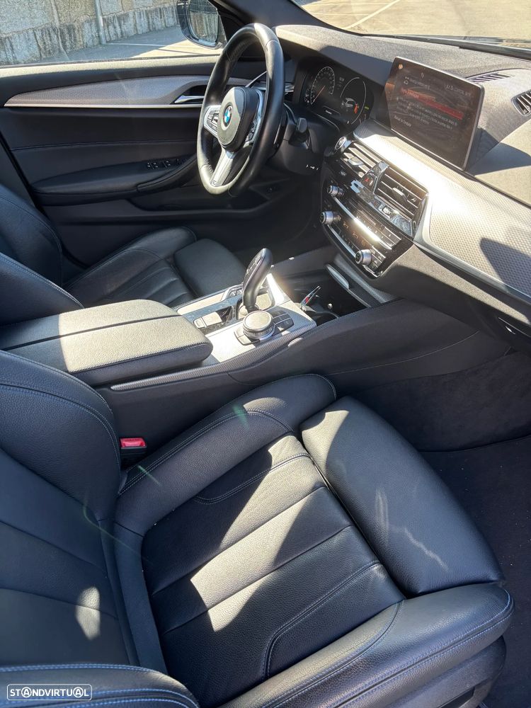 BMW 520 d Pack Desportivo M Auto - 4