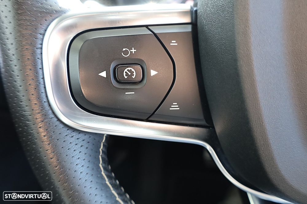 Volvo XC 40 1.5 T5 PHEV R-Design - 33