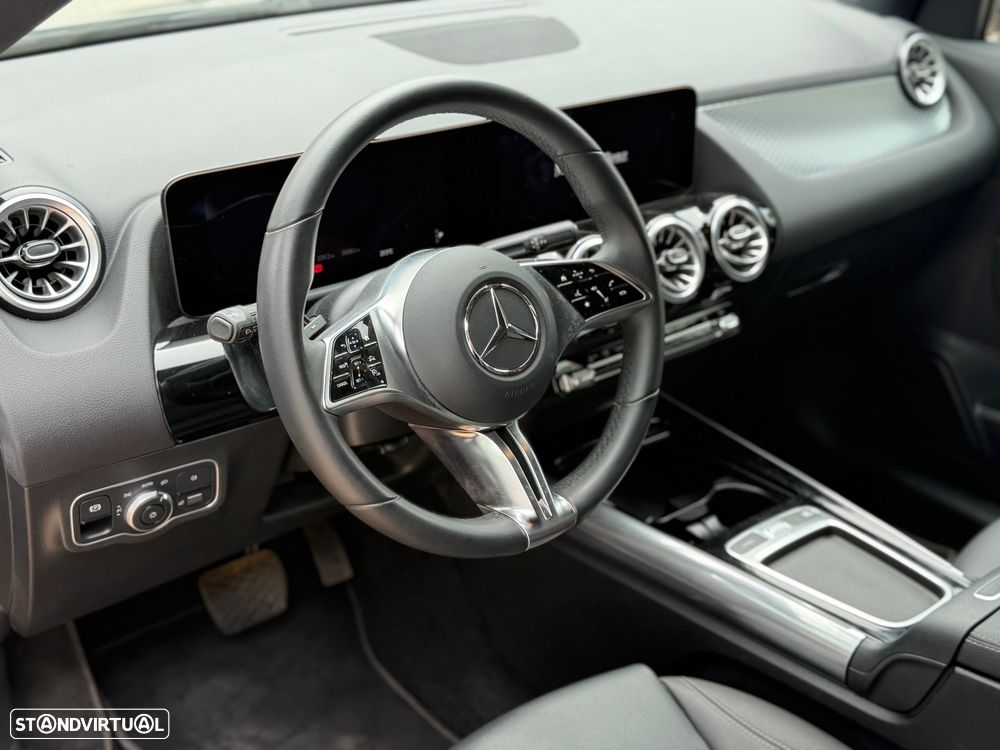 Mercedes-Benz EQA 250+ - 12