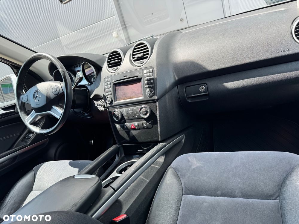 Mercedes-Benz ML 300 CDI 4Matic 7G-TRONIC DPF BlueEFFICIENCY - 12