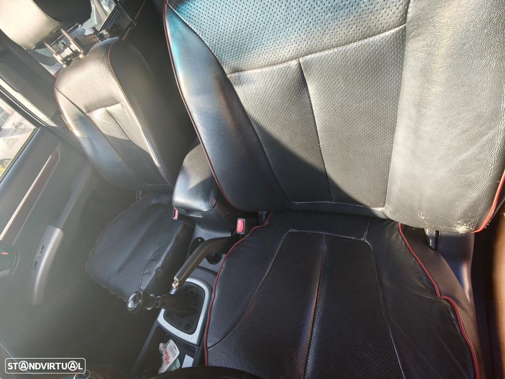 Hyundai Santa Fe 2.2 CRDi 4WD Style - 7