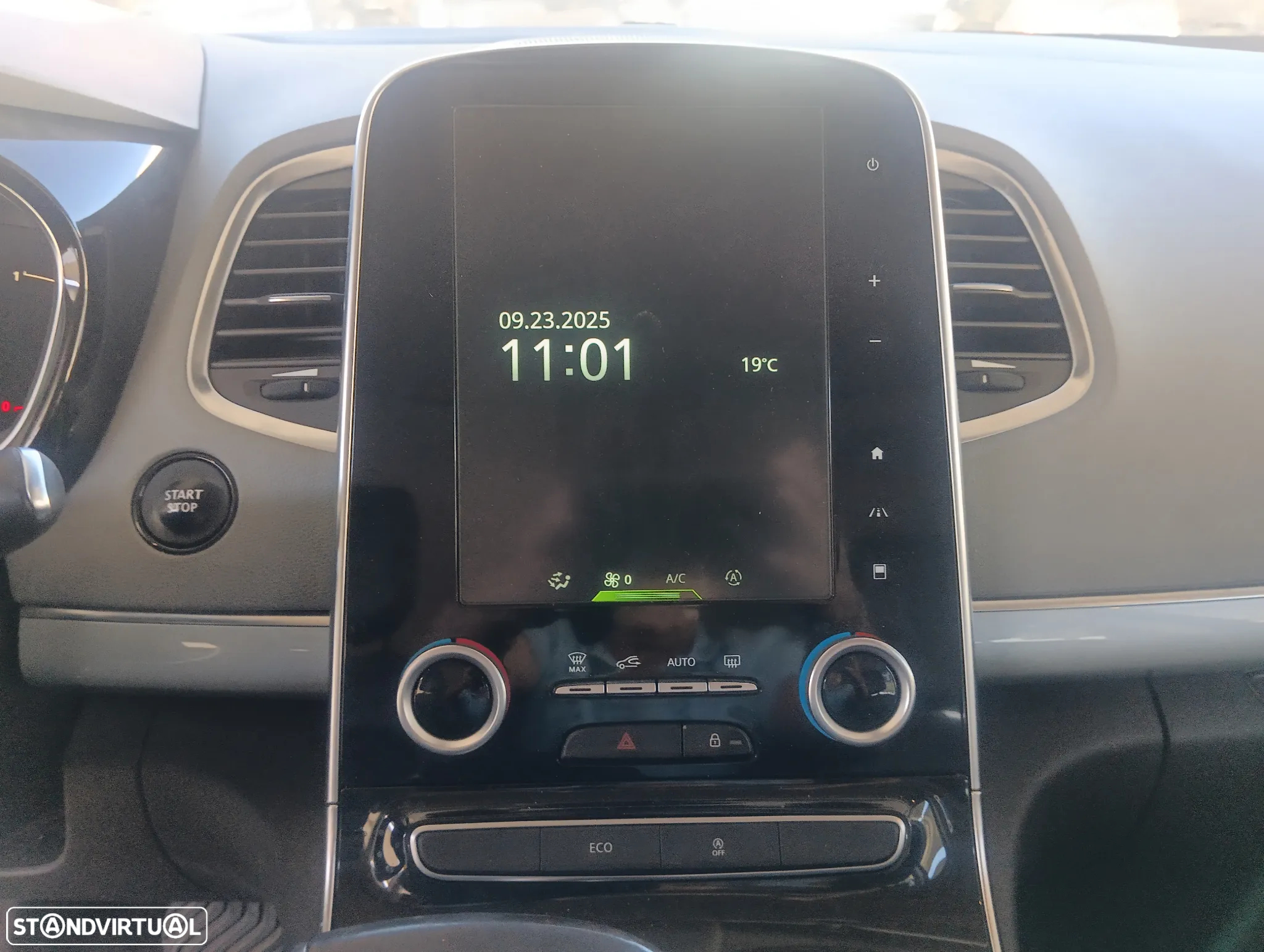 Renault Espace 1.6 dCi Initiale Paris EDC - 12