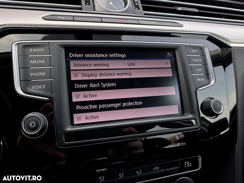 VOLKSWAGEN Passat 2016 — imagine 24
