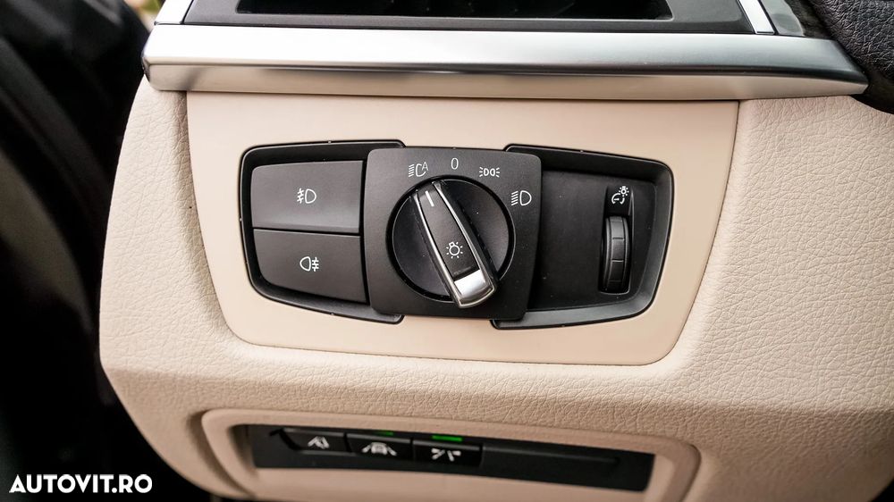 BMW Seria 3 320d xDrive Aut. Luxury Line - 22