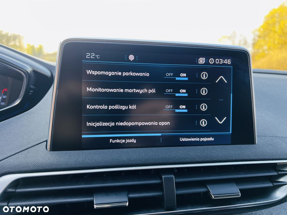 Peugeot 5008 BlueHDI 130 EAT8 Allure - 25