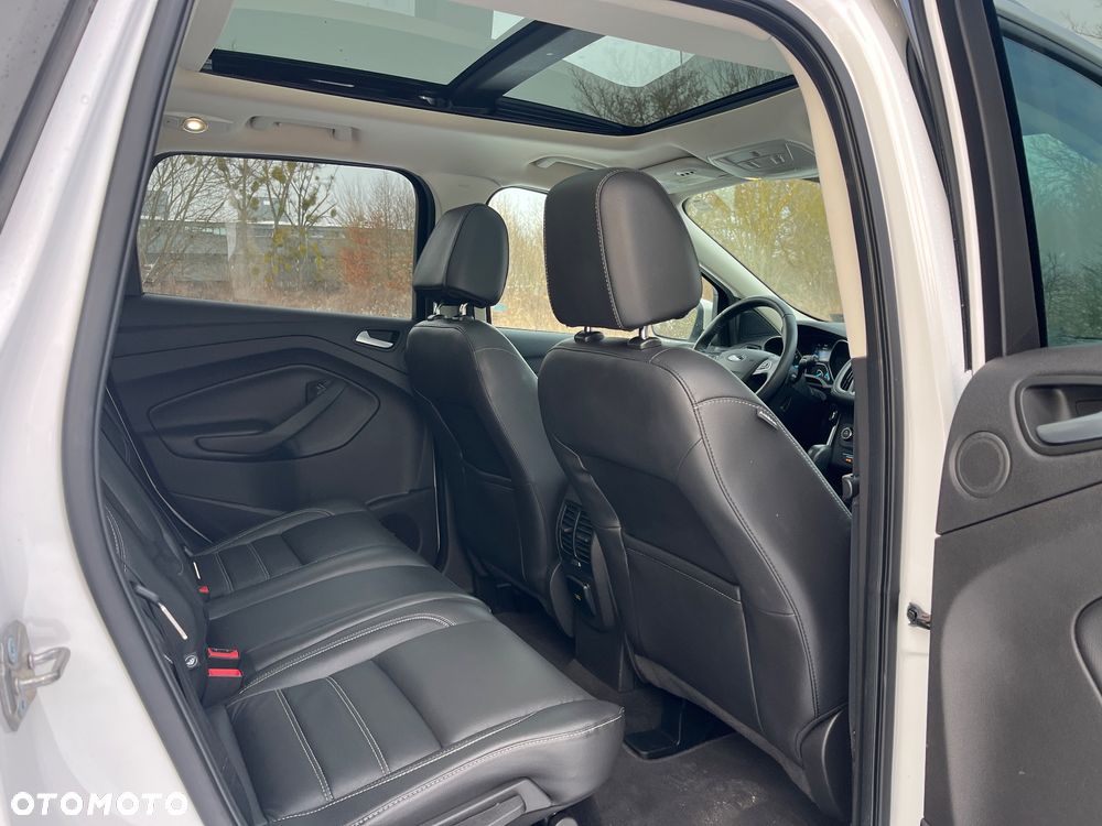 Ford Kuga 1.5 EcoBoost 4WD Titanium - 19