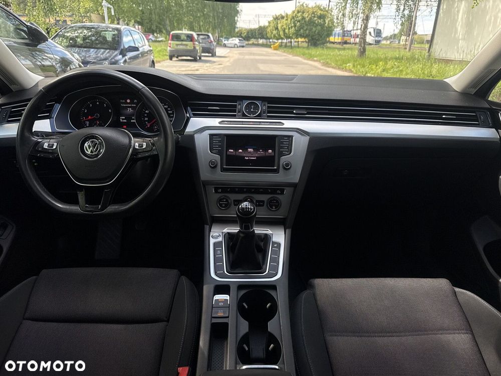 Volkswagen Passat 1.4 TSI BMT ACT Comfortline - 10