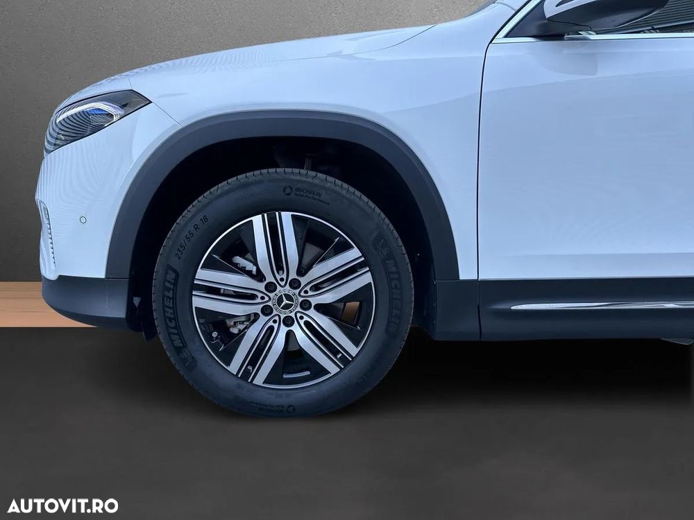 Mercedes-Benz EQB 250+ - 27