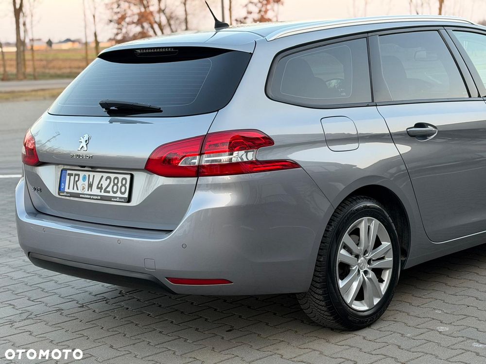 Peugeot 308 BlueHDi 130 EAT8 Stop & Start Allure - 21
