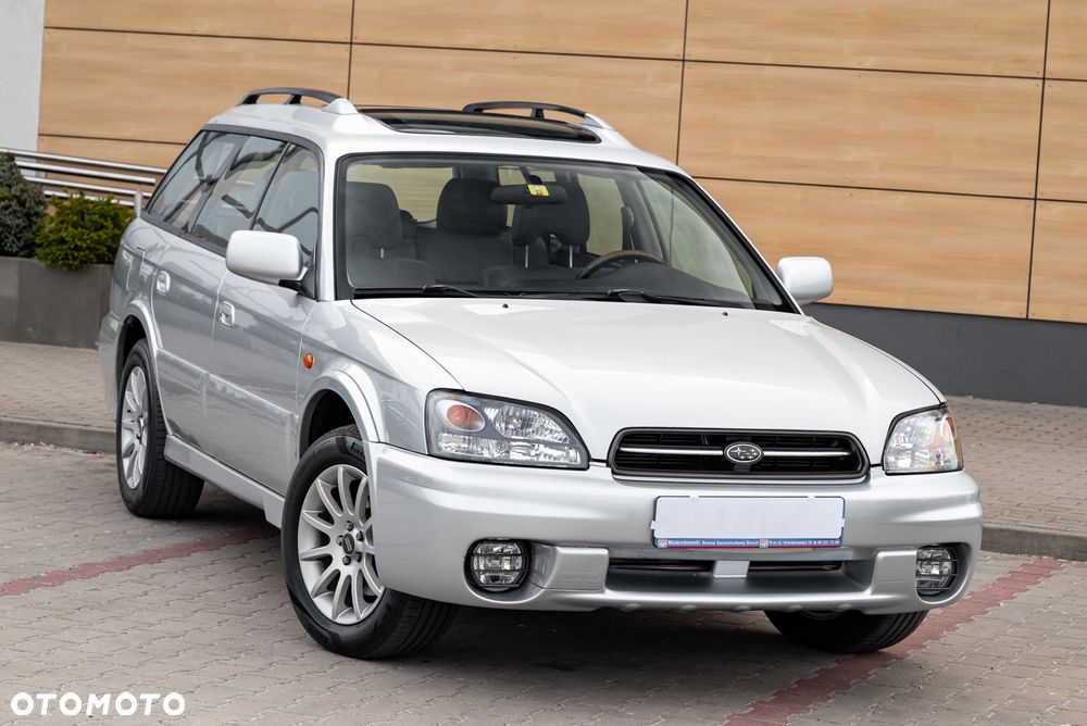 Subaru Outback 3.0 H6 - 1