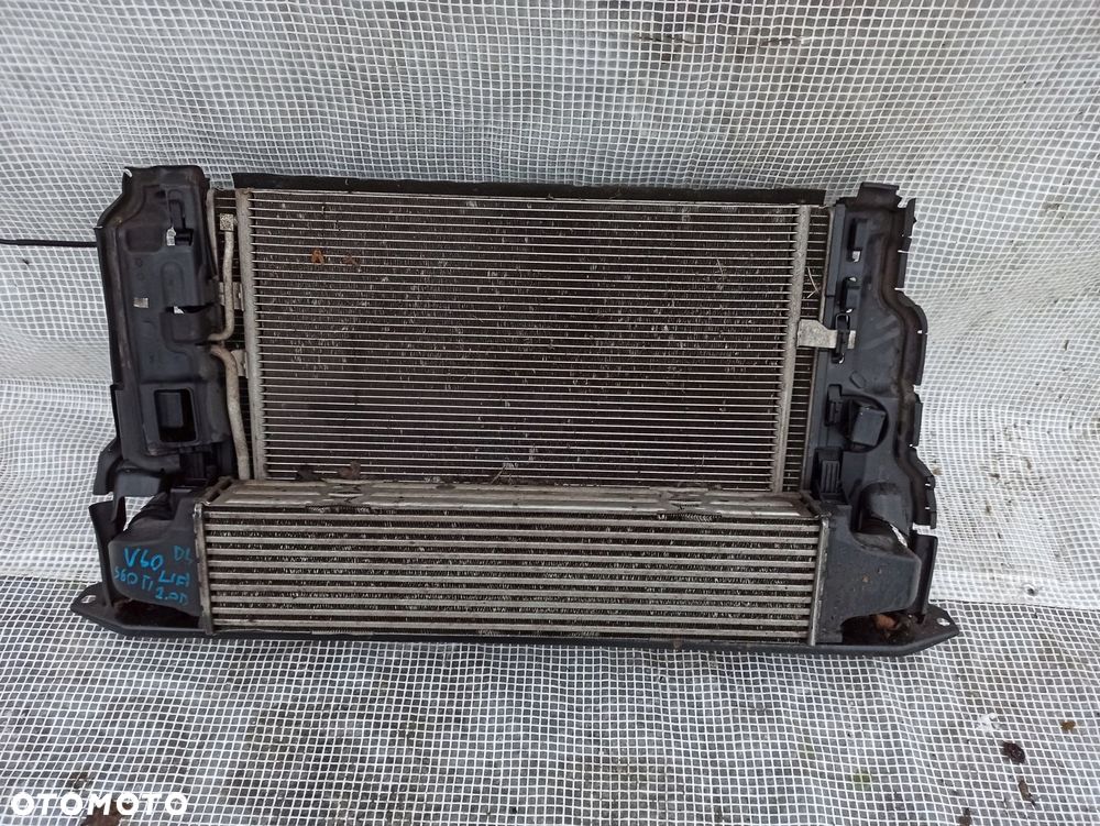 VOLVO S60 II V60 2.0D D4 190PS KOMPLET CHŁODNIC WENTYLATOR WODA INTERCOOLER - 1