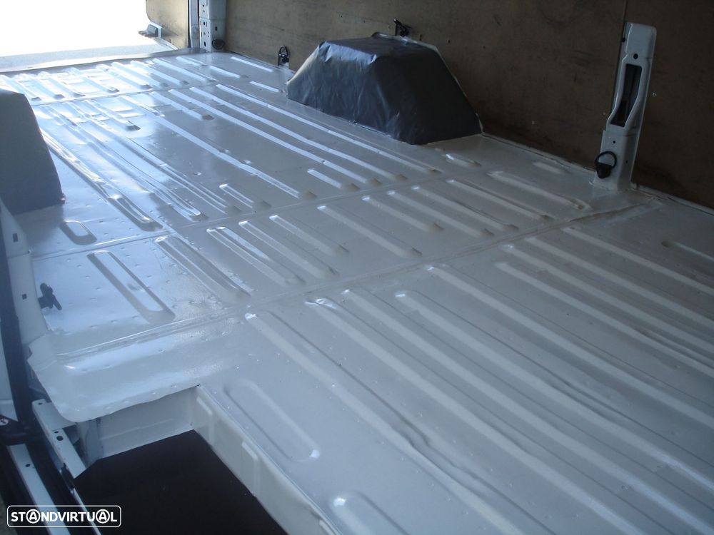 Ford Transit LONGA RODADO DUPLO - 25