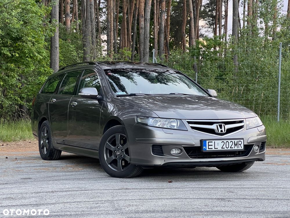 Honda Accord 2.0 Executive - 1