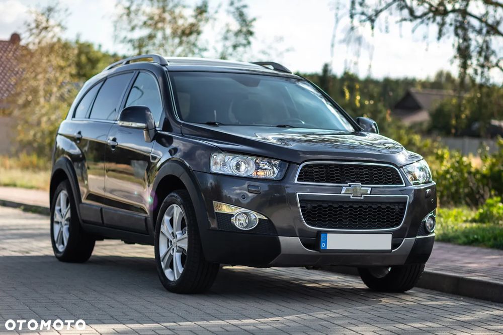 Chevrolet Captiva 2.2 d LTZ - 11