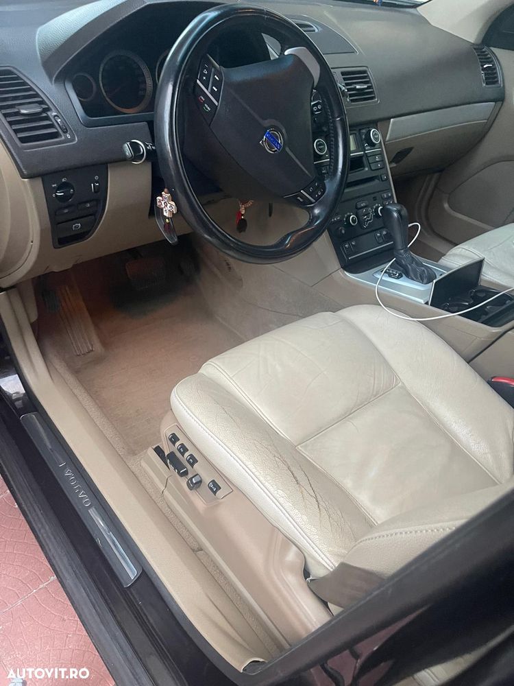 Volvo XC 90 D5AWD Rdesign - 8