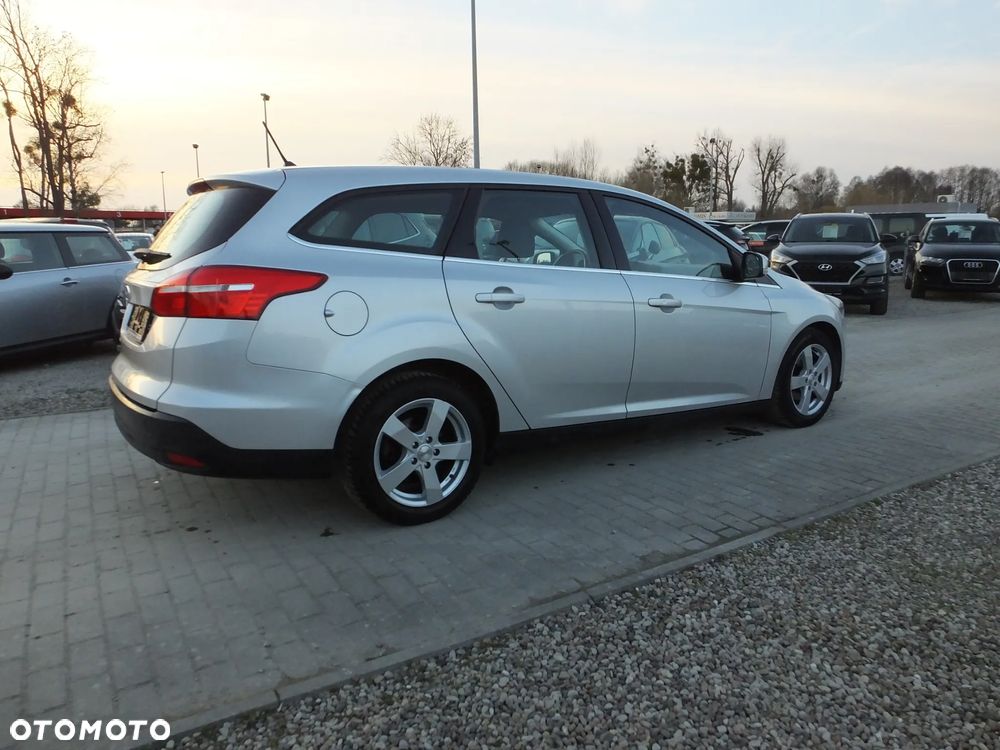 Ford Focus 1.5 TDCi DPF Start-Stopp-System Titanium - 10