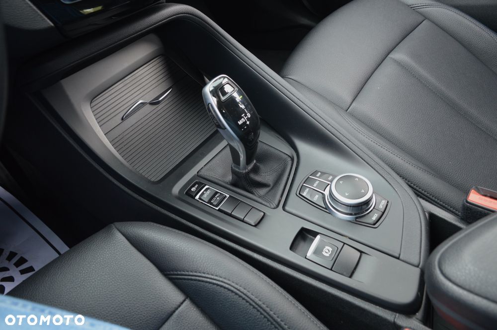 BMW X1 sDrive18d Business Edition - 15
