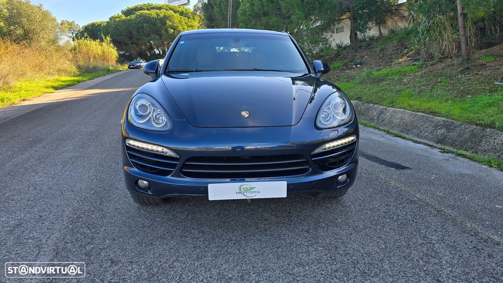 Porsche Cayenne Diesel Tiptronic S - 2
