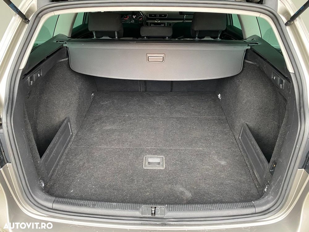 Volkswagen Passat Variant 2.0 Blue TDI DSG SCR Business Edition - 8