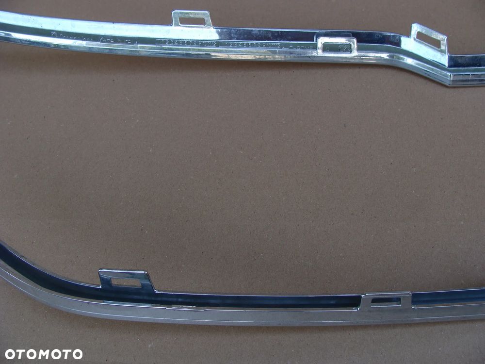 CHROM RAMKA ATRAPY GRILL SKODA KAROQ 57A853761 - 7