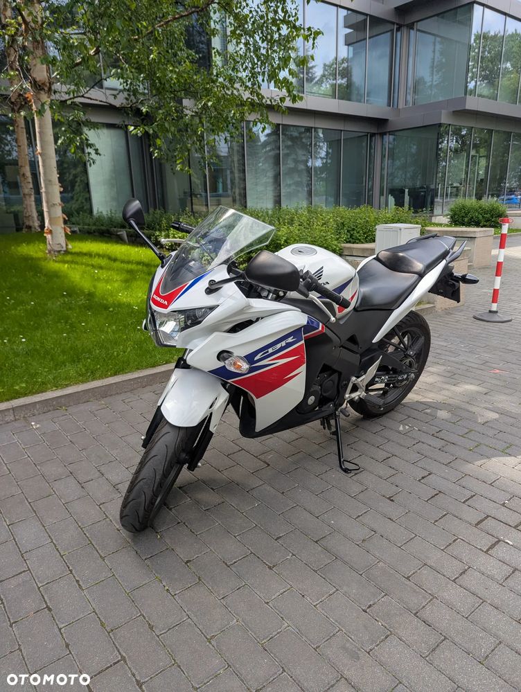 Honda CBR - 3