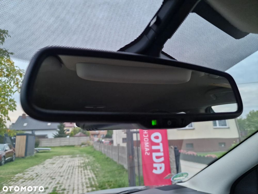 Nissan Qashqai 1.2 DIG-T N-Connecta - 36