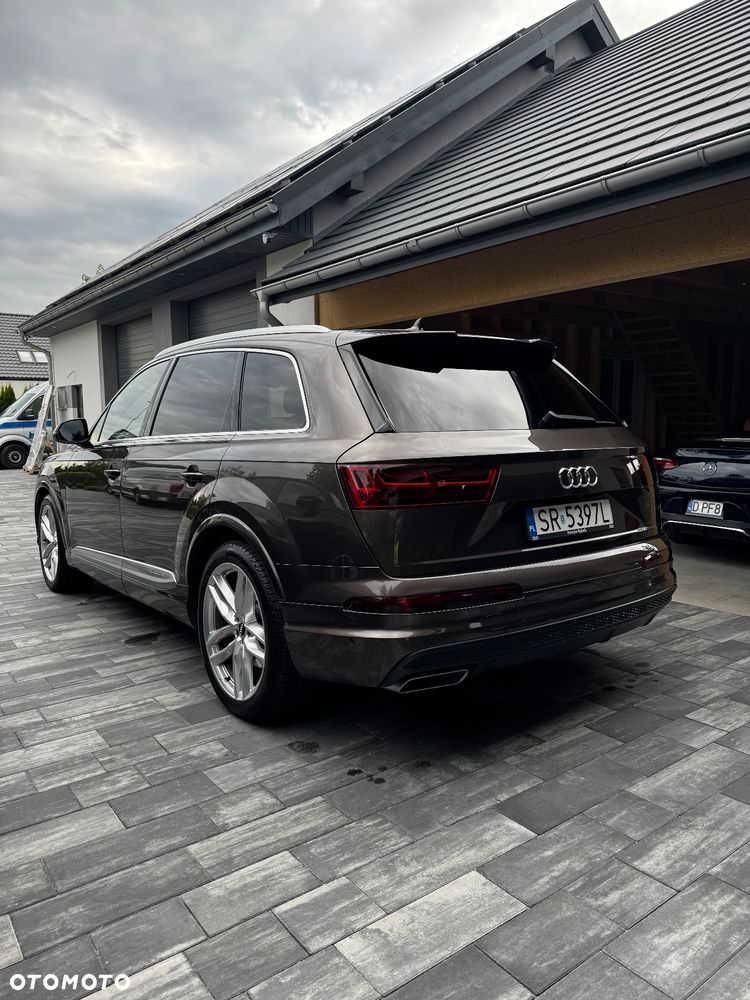 Audi Q7 - 4